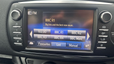 Toyota Yaris 1.5 VVT-i Y20 5dr [Bi-tone] Petrol Hatchback